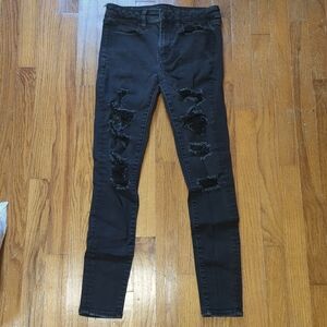 American Eagle Size 4 Black Destressed Skinny Jeans